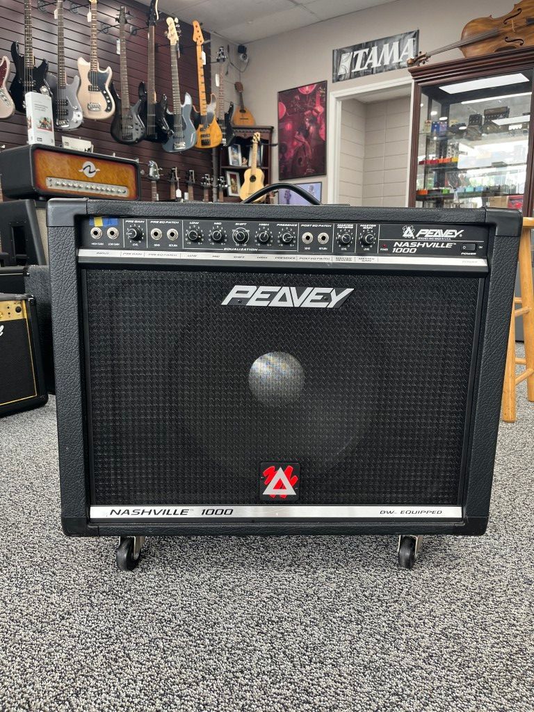 Peavey Nashville 1000 300-watt 1x15" Combo