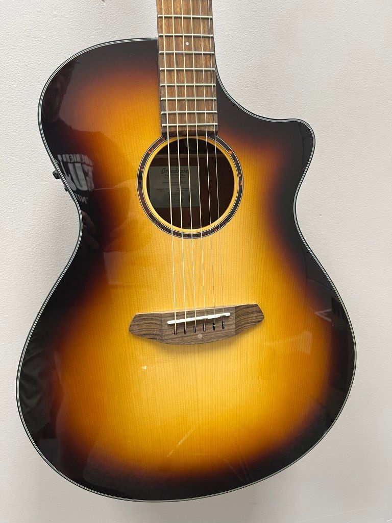 Breedlove Discovery S Dreadnought Concerto Edgeburst CE 2025 Breedlove Discovery S Dreadnought Concerto Edgeburst CE 2025