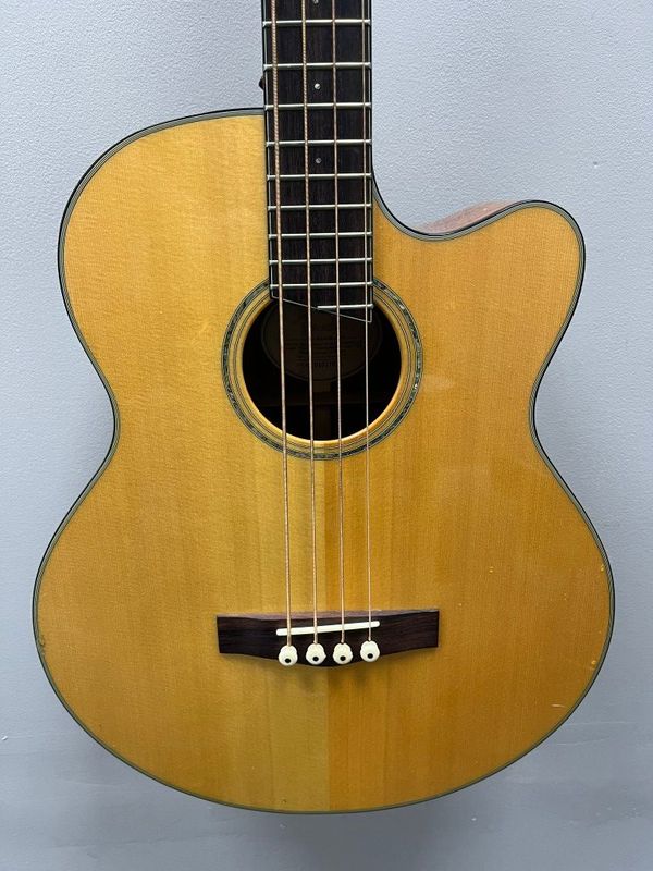 Fender GB41SCE Acoustic Bass Guitar, Natural