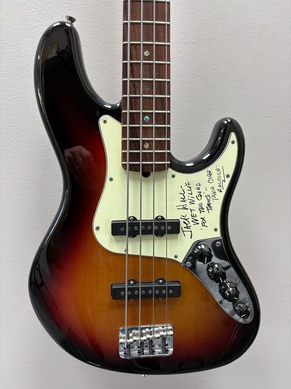 Fender American Deluxe Jazz Bass 2009 - 3-Tone Sunburst