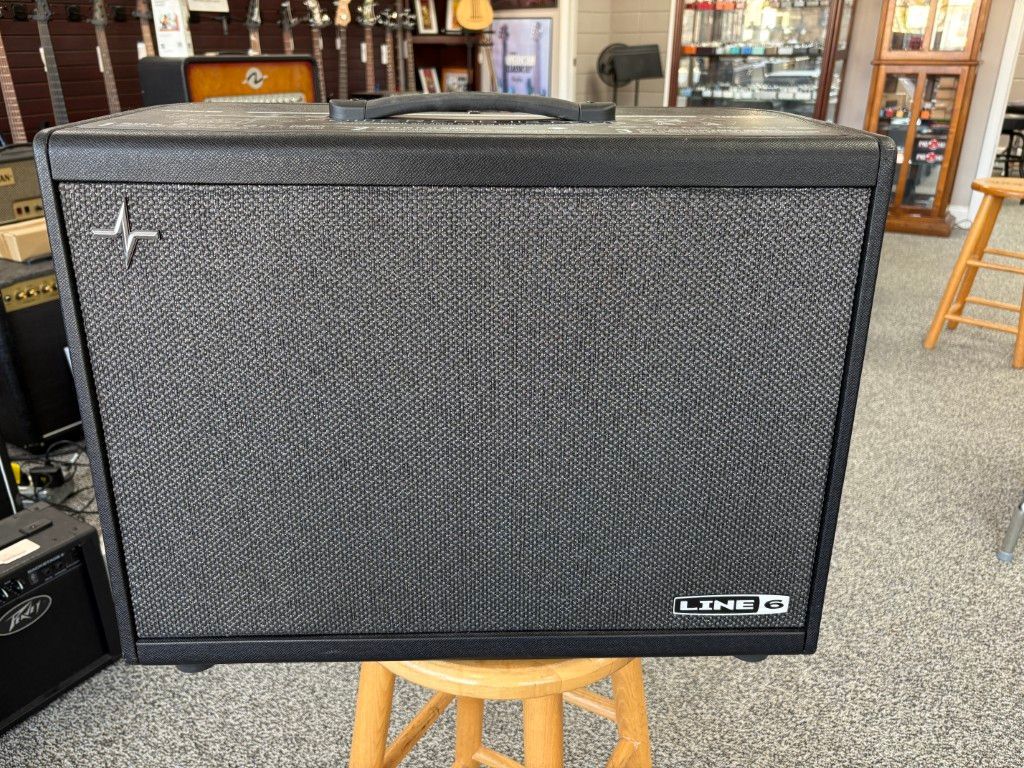 Line 6 Powercab 112 Plus 250-Watt 1x12 Line 6 Powercab 112 Plus 250-Watt 1x12" Active Guitar Speaker Cabinet