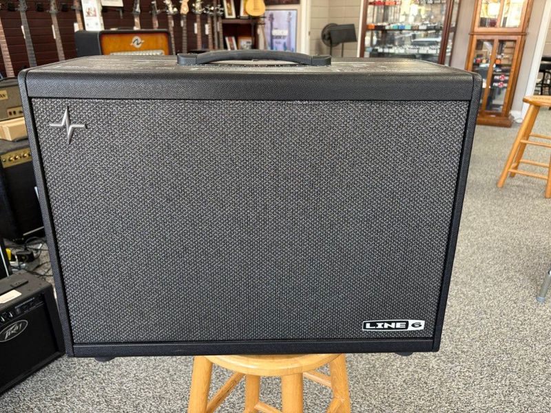 Line 6 Powercab 112 Plus 250-Watt 1x12" Active Guitar Speaker Cabinet