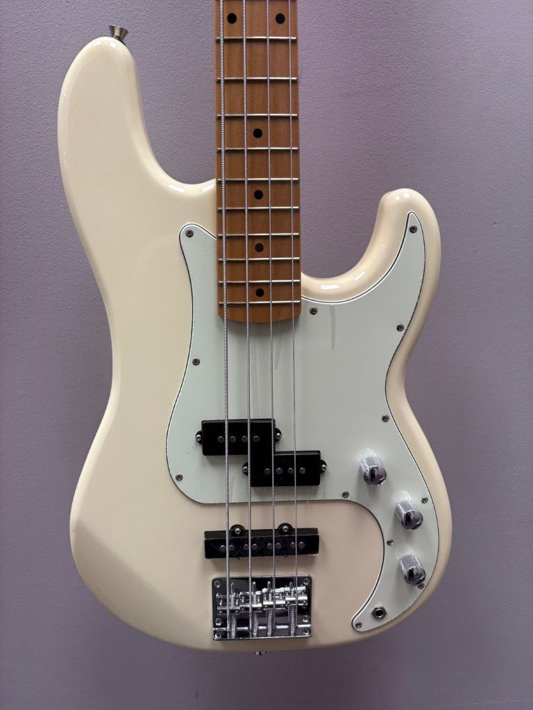 Tagima TW-65 4-String P/J Electric Bass 2025 - Olympic White
