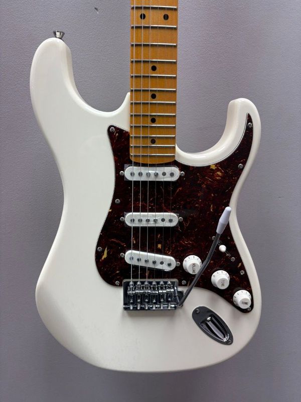 Tagima TG-530 6-String Electric Guitar 2025 White