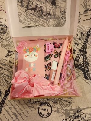 Pink Girl Power Gift Pack