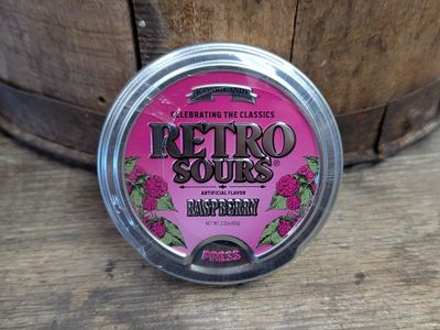Retro Sours Raspberry Candy