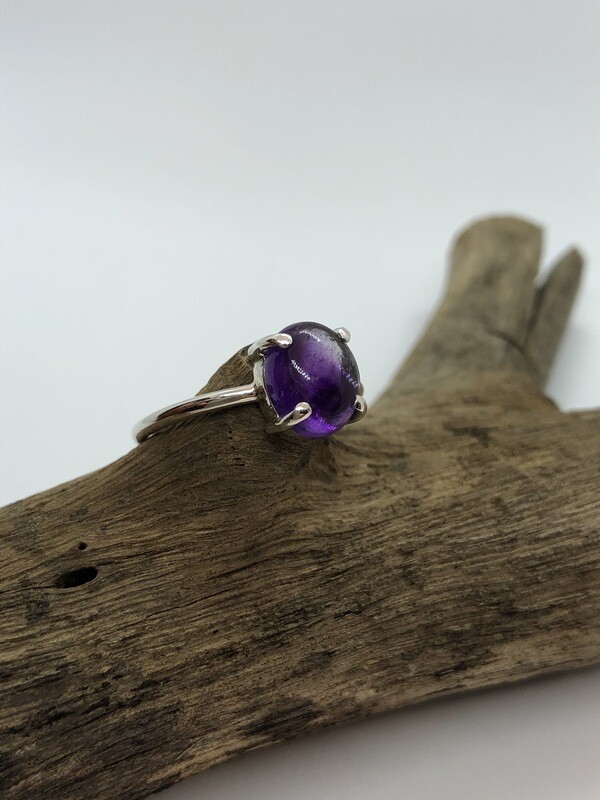 Sterling Silver & Amethyst Ring