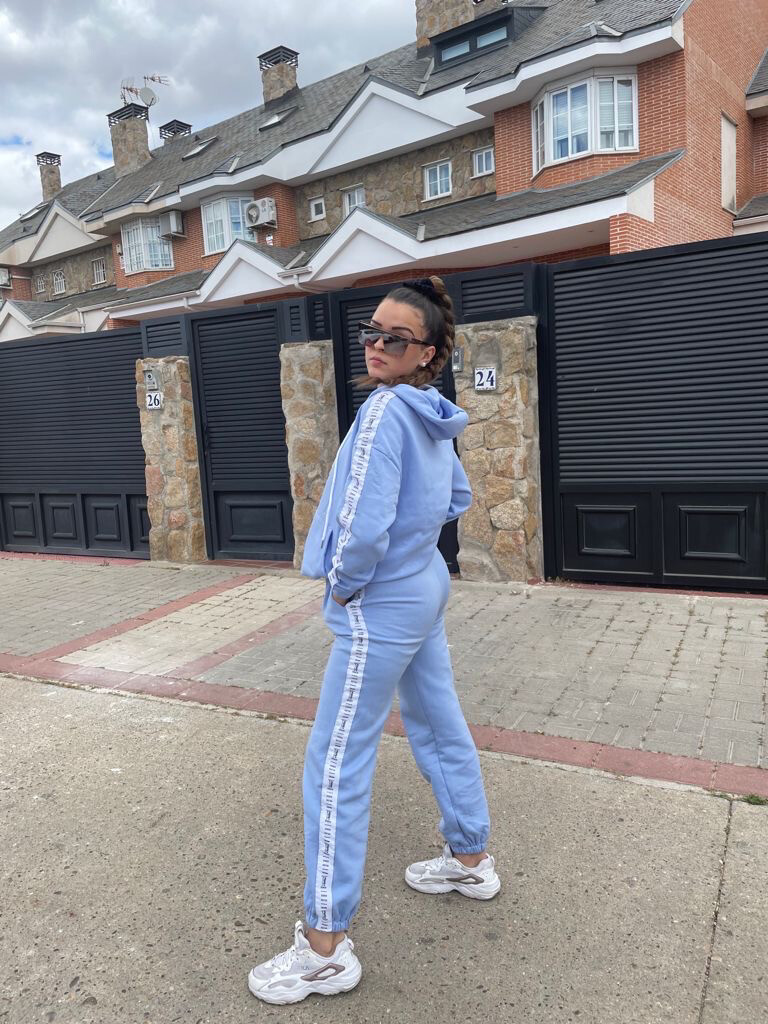 SET 🌐 BLUE