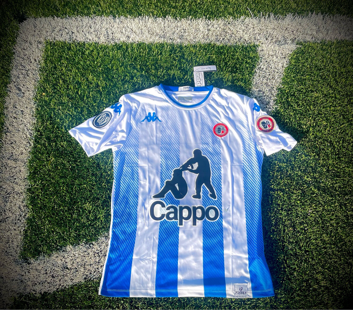 Camiseta Blanca y azul
