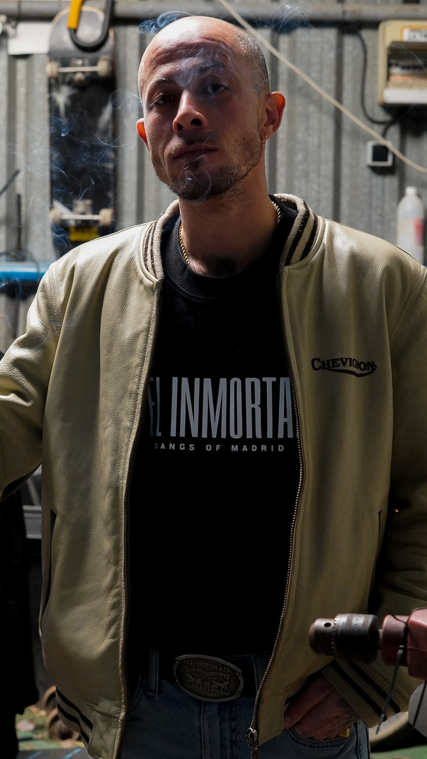 Camiseta negra Gangs