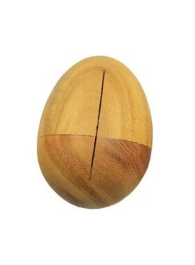 Egg-Shaped slitted shaker - wood - medium