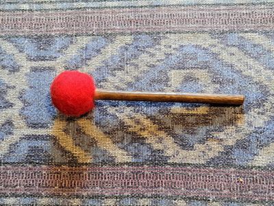 Klankschaalklopper vilt - extra small - rood - Ø 50mm/L 25cm
