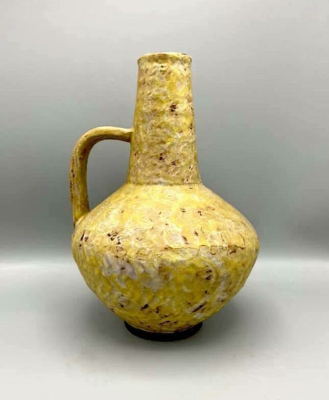 CARSTENS TÖNNIESHOF JUG VASE Model 201