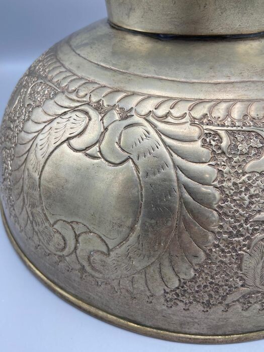 Japanse Verzilverde Sier­schaal op Voet , 1870s