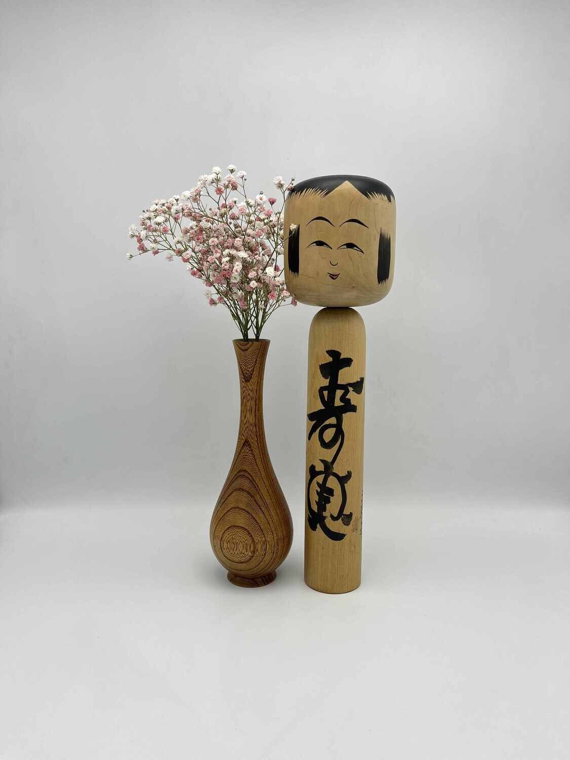 Beautiful kokeshi vintage by Sato Fumio - collectors item