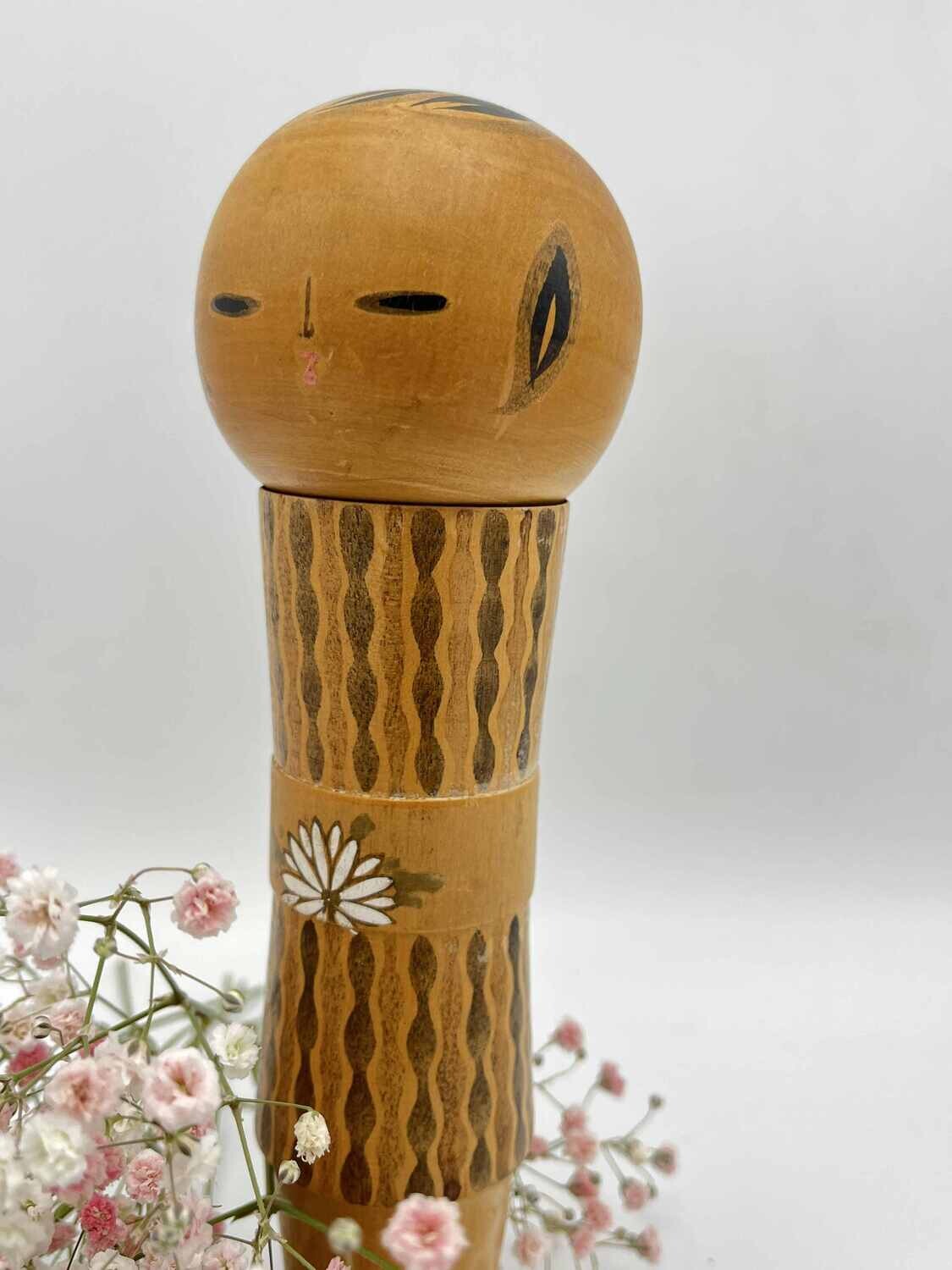Vintage sosaku kokeshi door Suiho Yajima Vintage sosaku kokeshi door Suiho Yajima