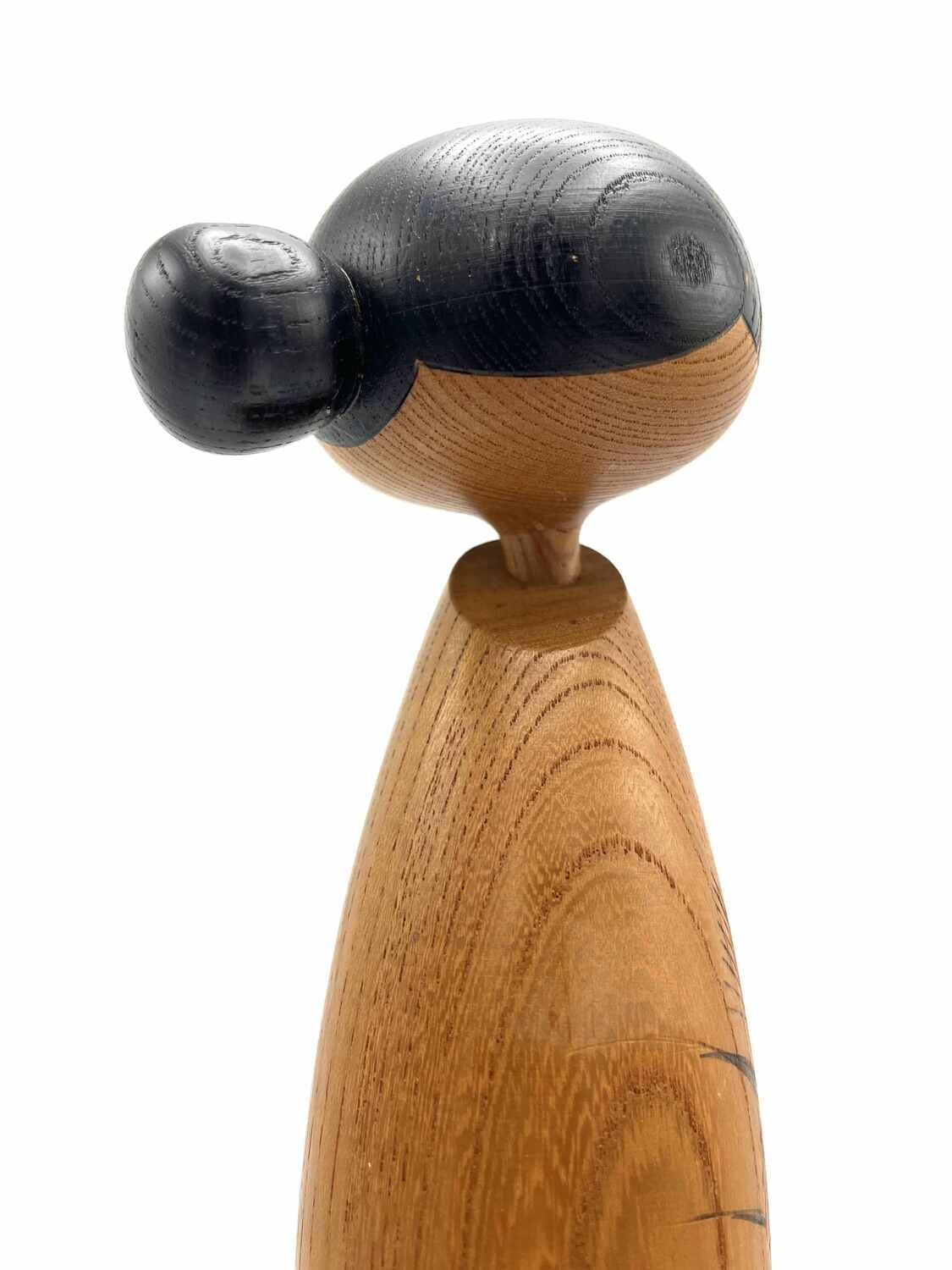 Vintage sosaku kokeshi door Sato Suigai Vintage sosaku kokeshi door Sato Suigai