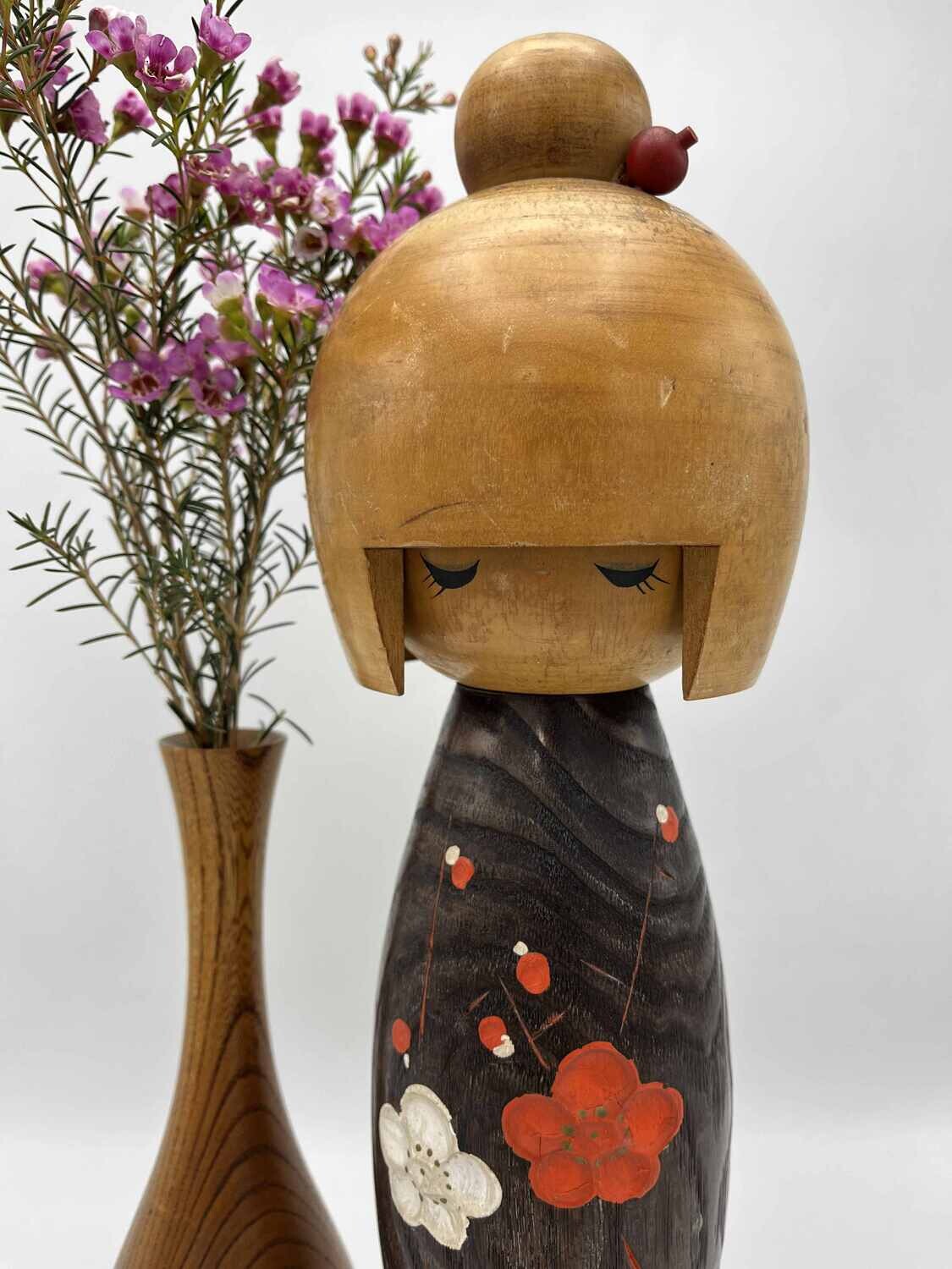 Vintage sosaku kokeshi door Usaburo