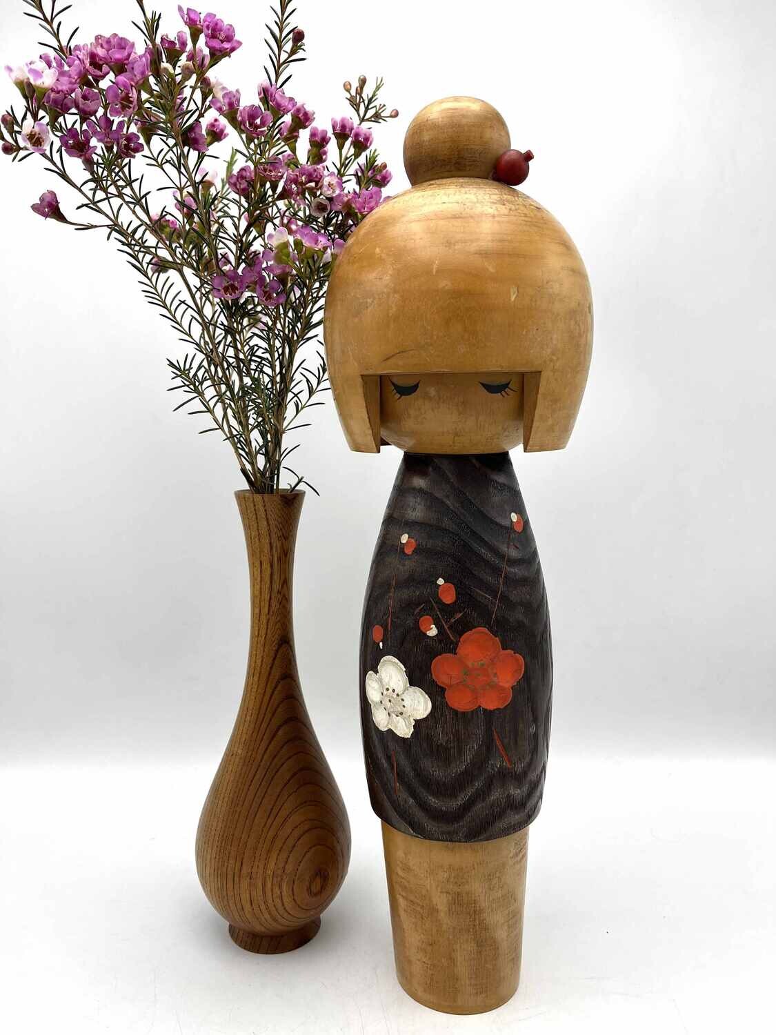 Vintage sosaku kokeshi door Usaburo