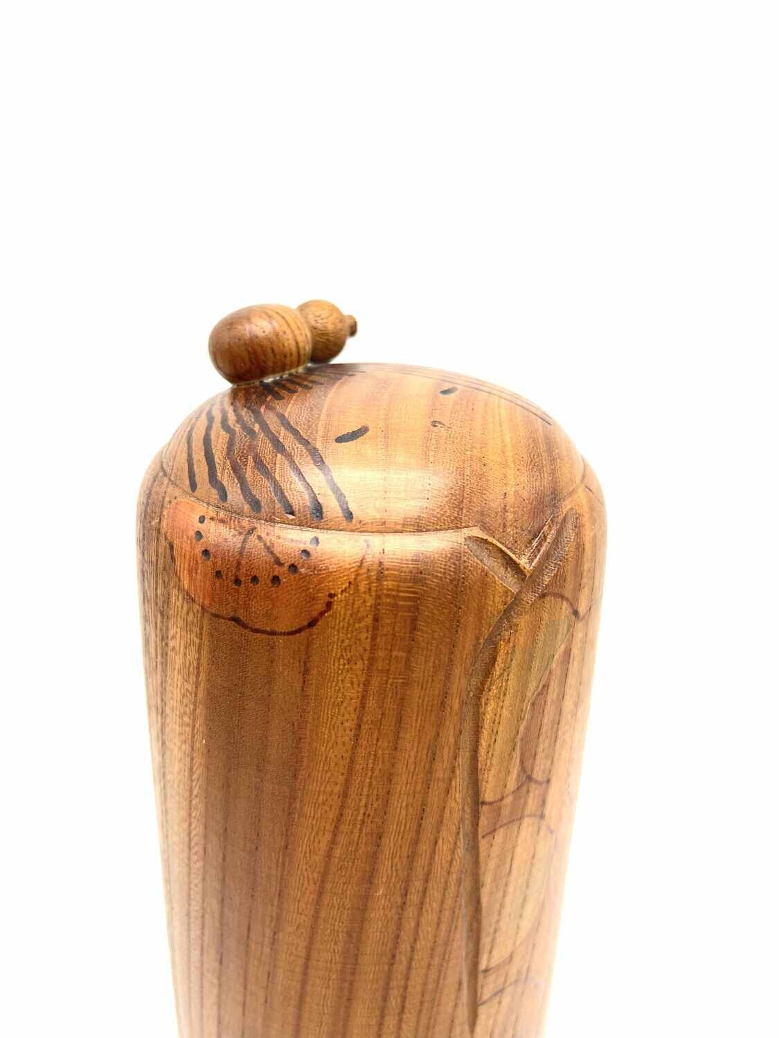 Vintage Sosaku Kokeshi door Takanashi Hanpushi, Japan.
