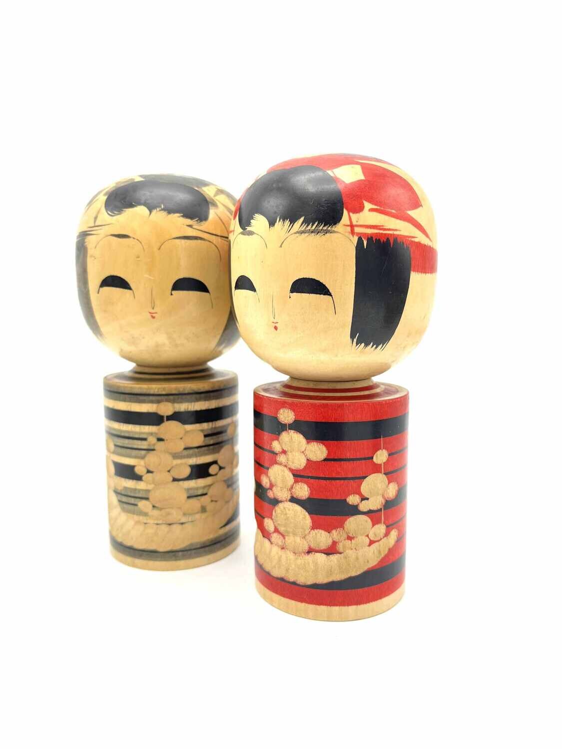 Set van 2 sosaku kokeshi door Isao Sasaki