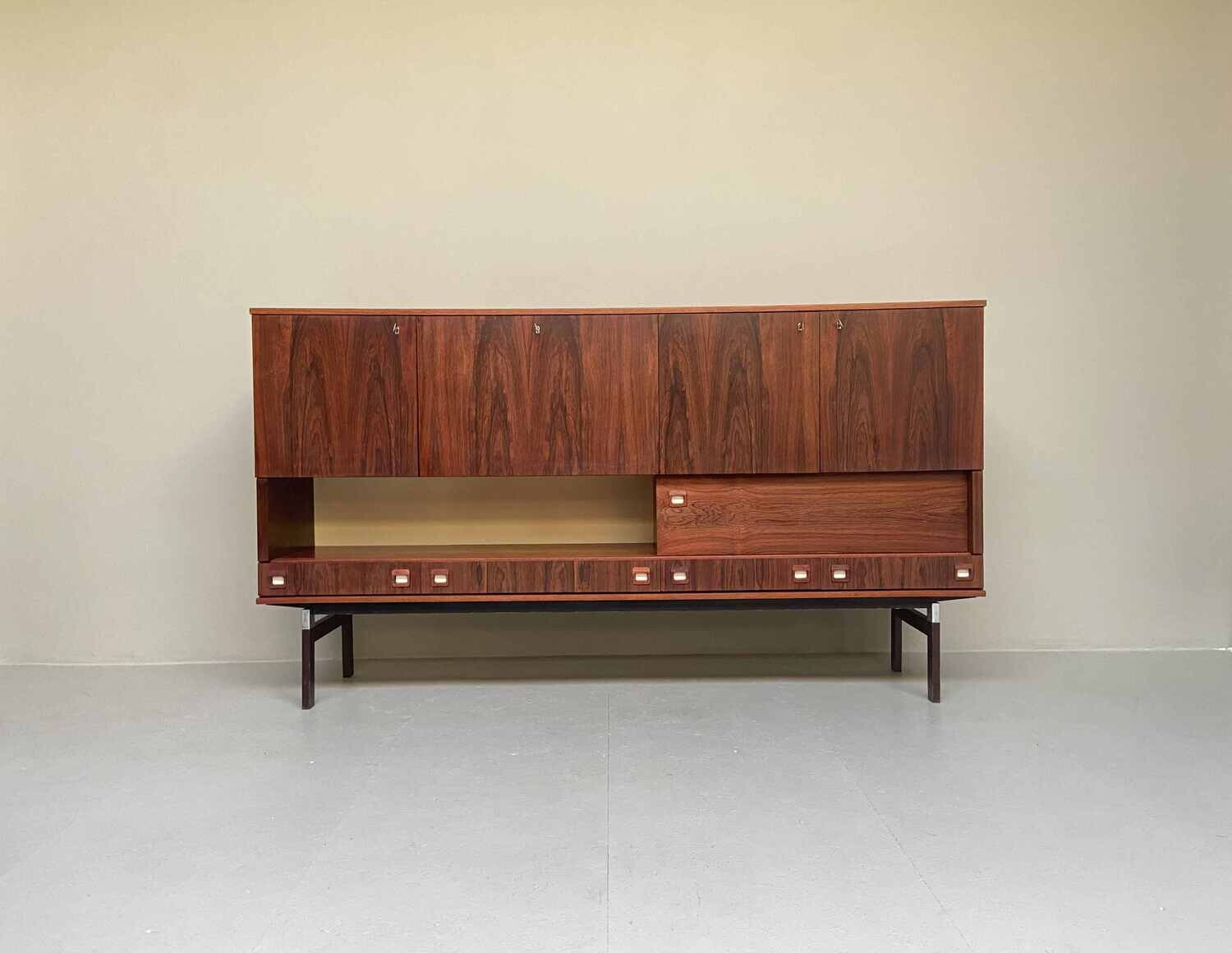 Fristho palissander highboard