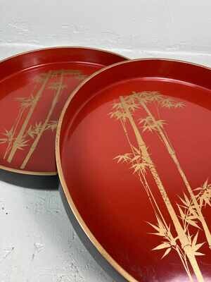 Dienblad gelakt hout met bamboe-decoratie