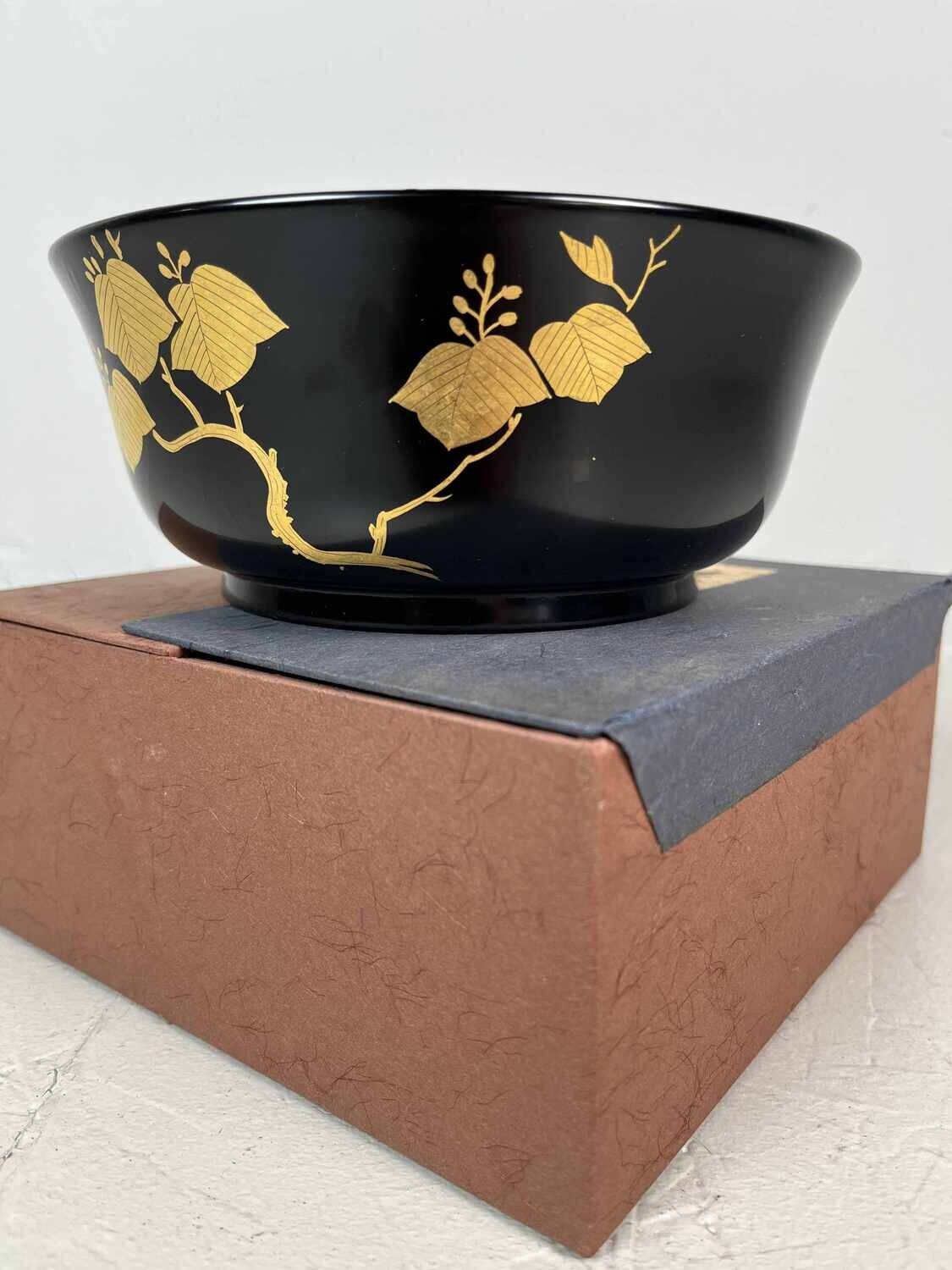 Japanse Lakwerk Kom, Kashibachi — Maki-e, 1970s