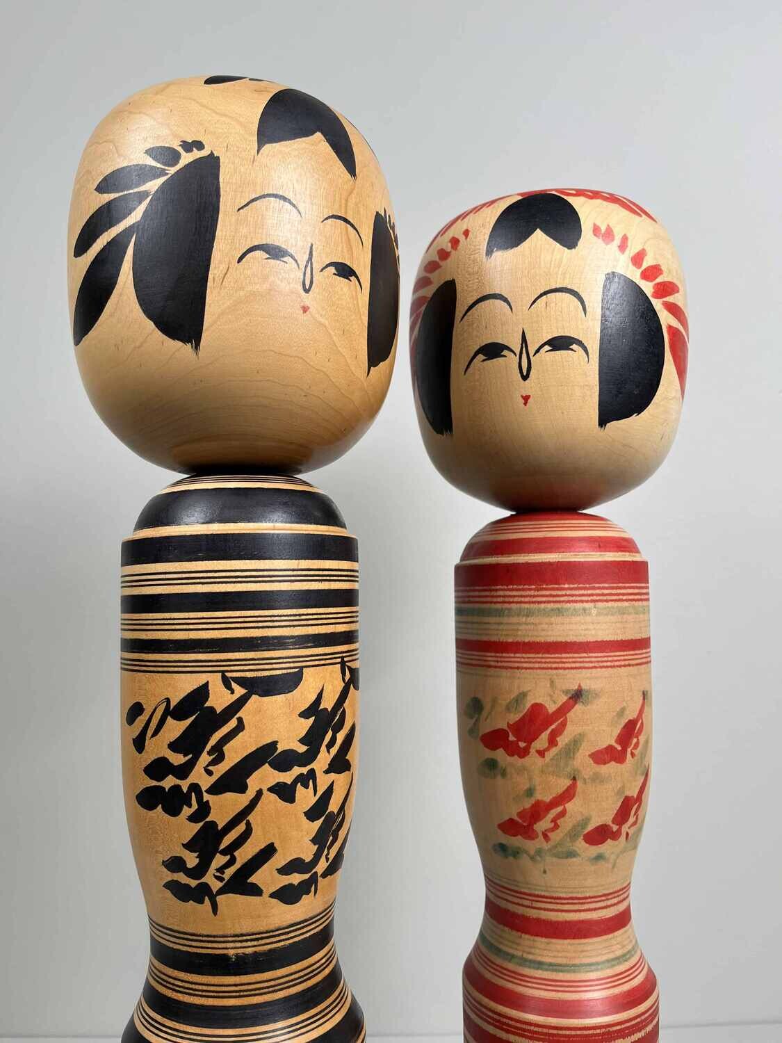 Traditionele Zeldzame Vintage Sakunami Kokeshi set van 2