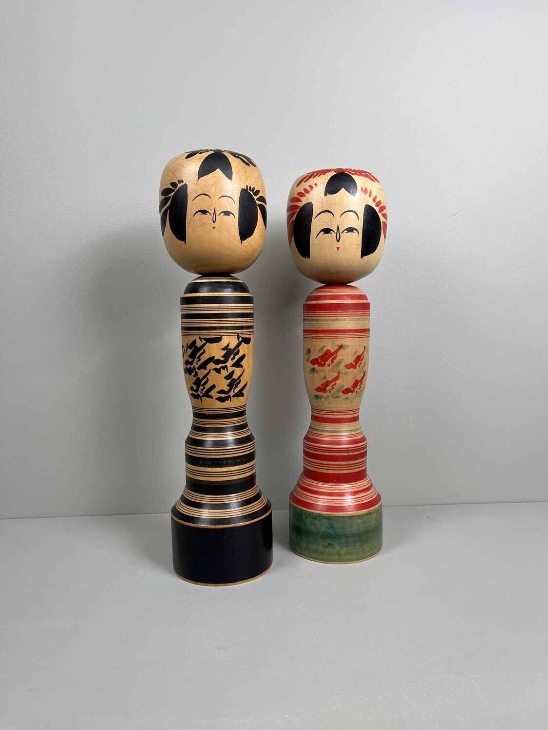 Traditionele Zeldzame Vintage Sakunami Kokeshi set van 2