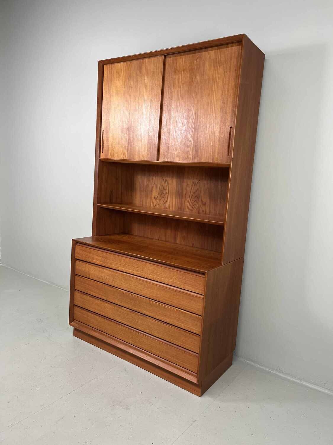 Wandkast Poul Hundevad Denmark