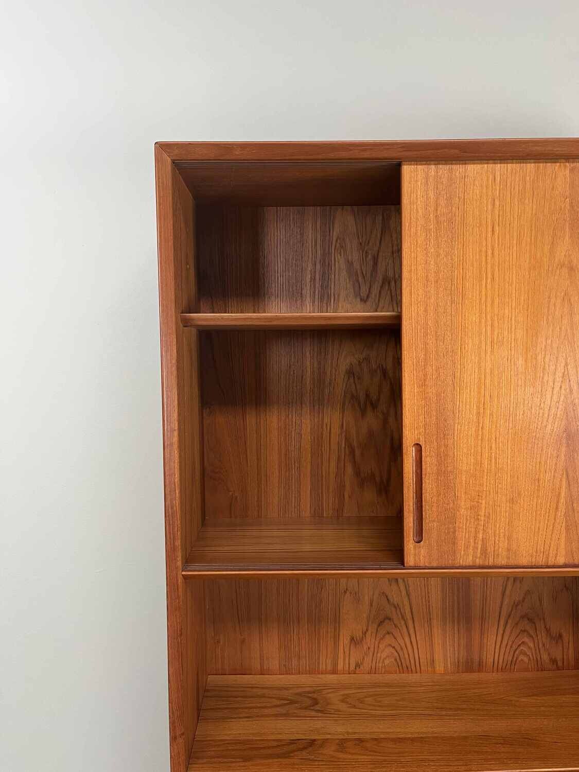 Wandkast Poul Hundevad Denmark