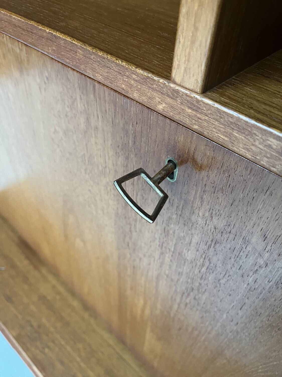 Mid Century Wandkast Jun Omann Denmark