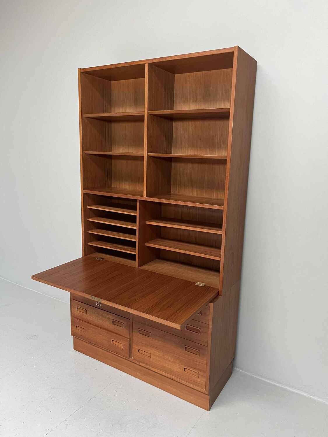 Mid Century Wandkast Jun Omann Denmark