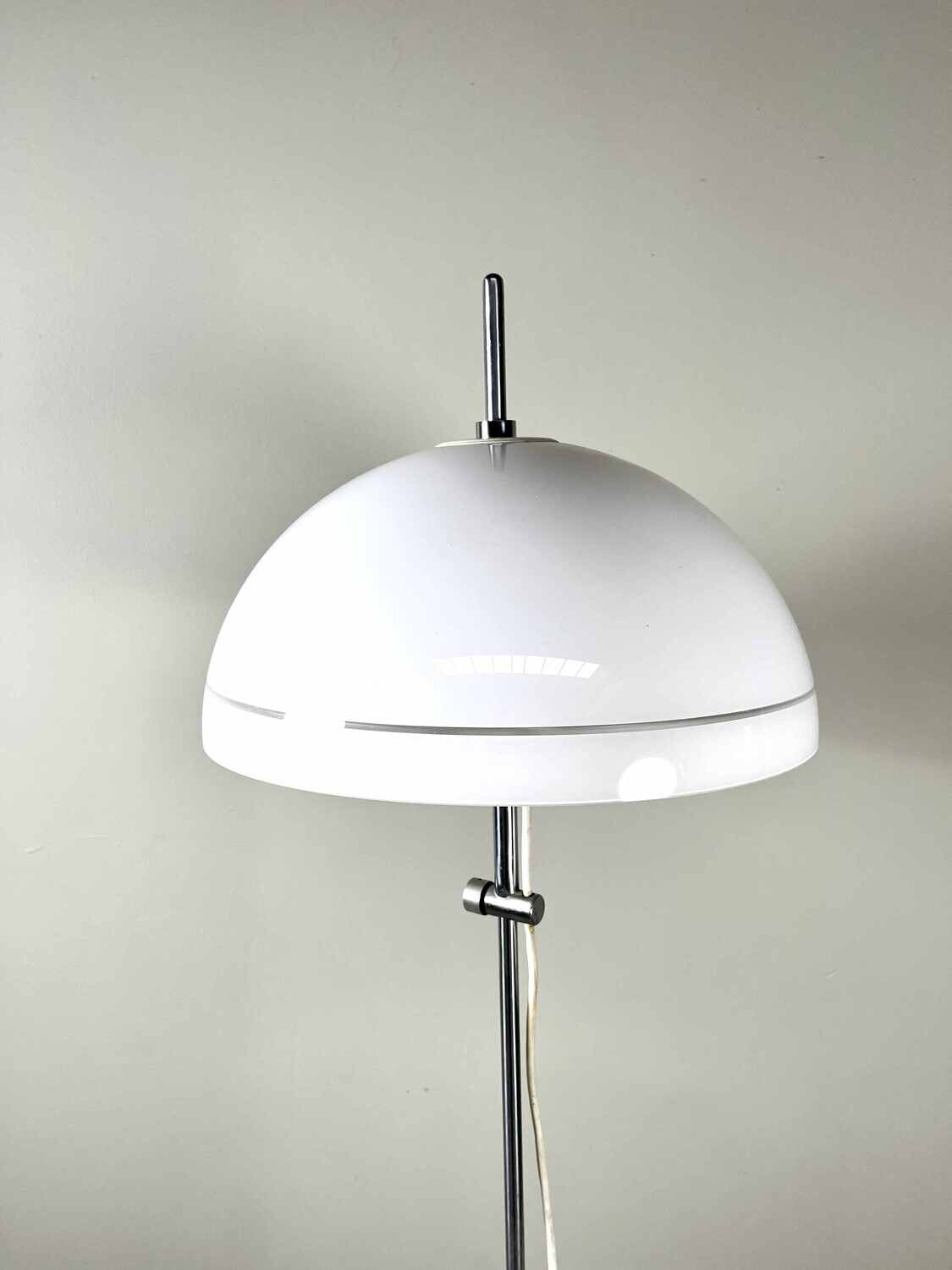 Mid Century Mushroom Staan Lamp