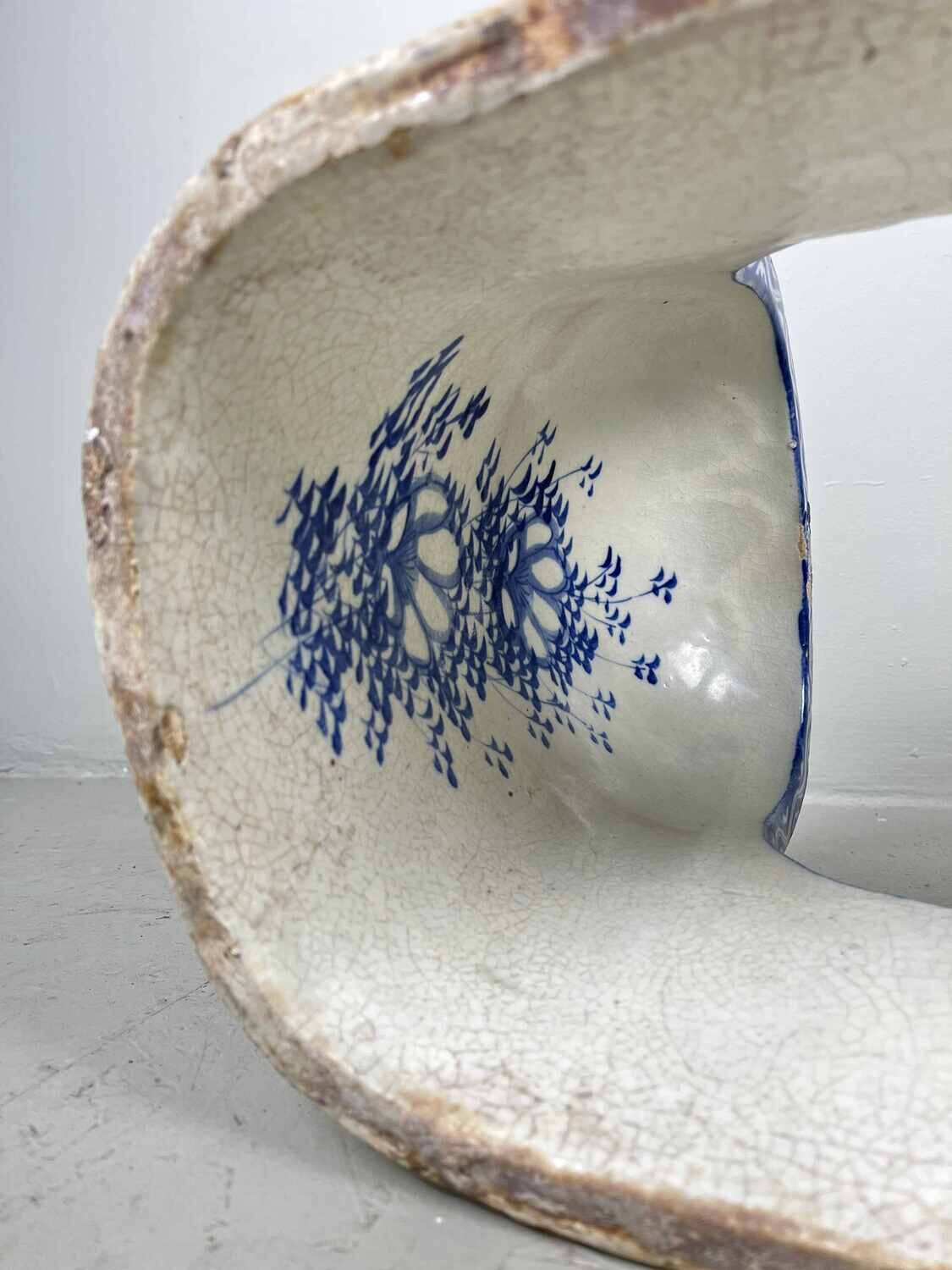 Oval Porcelain Benki Japan - Meiji period (1868-1912)