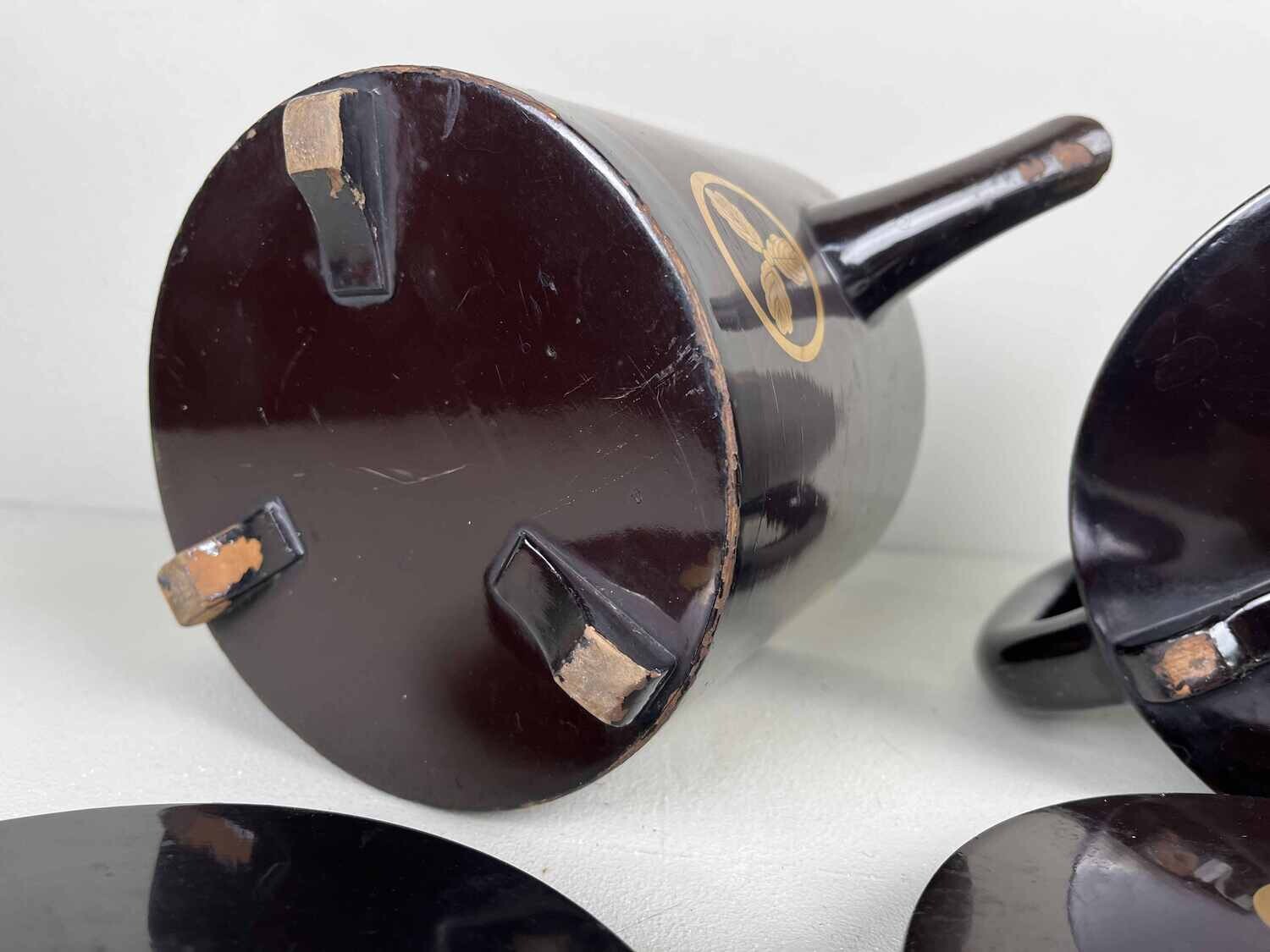 Set Laquerware Theeschenkers