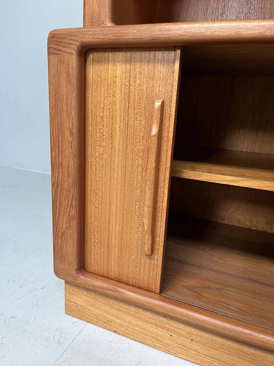 Mid-century display cabinet Dyrlund Denmark