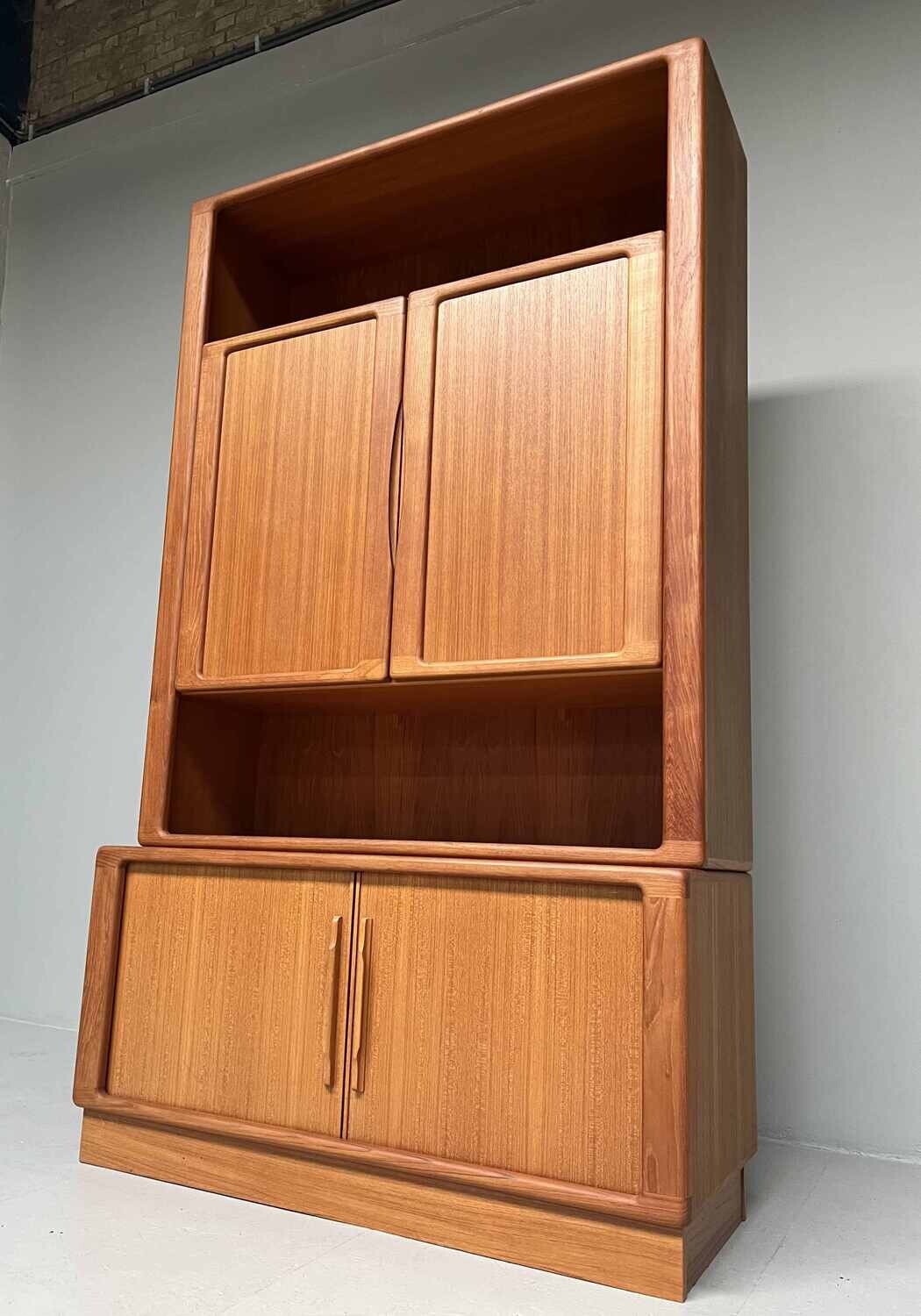 Mid-century display cabinet Dyrlund Denmark