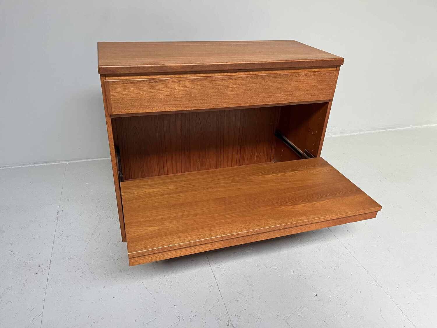 Vintage TV furniture Jun Omann Denmark Vintage TV furniture Jun Omann Denmark