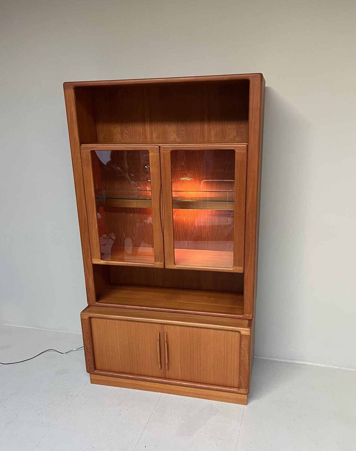 Mid Century Etalage kast Dyrlund Denmark