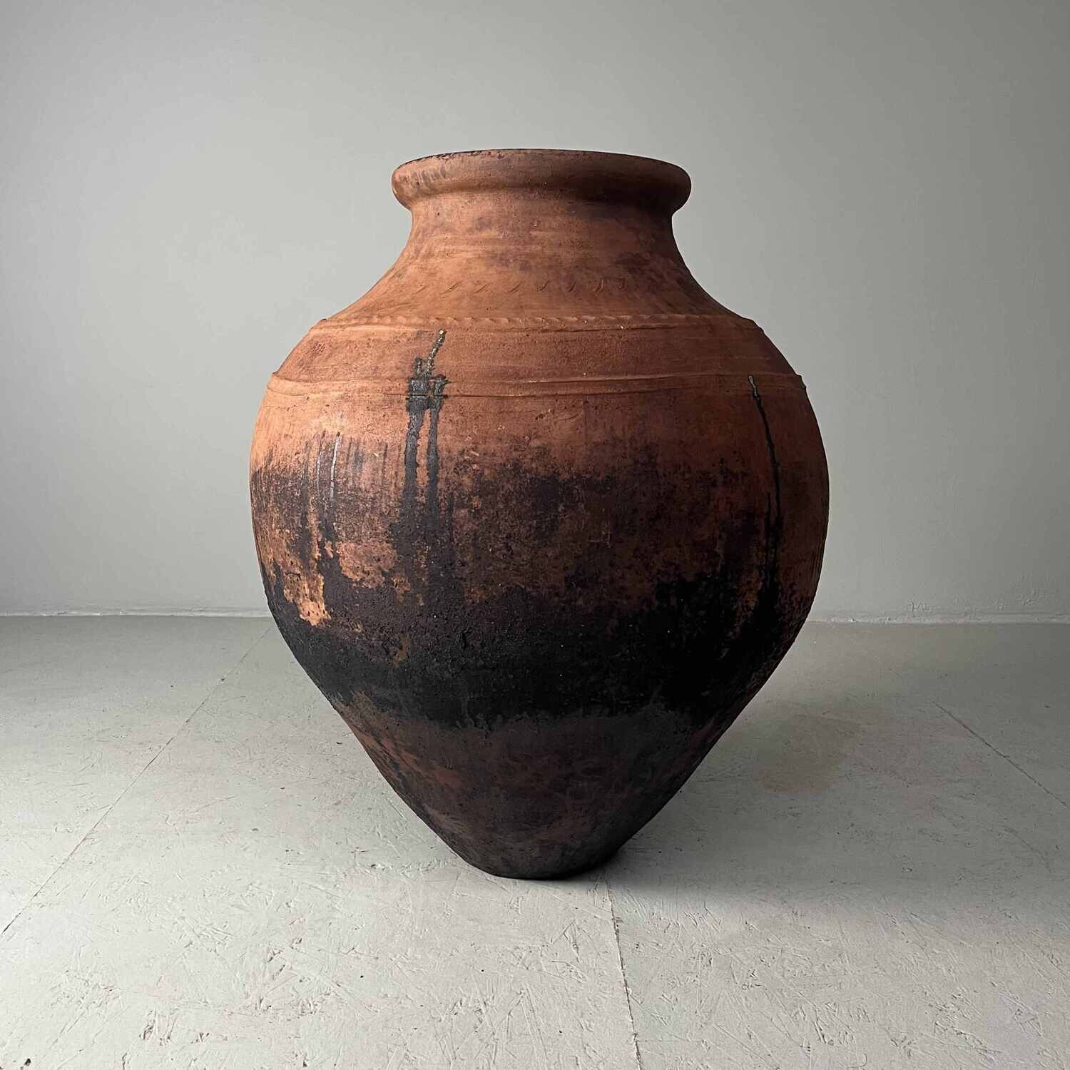 Oude Terracotta Olijfkruik Portugal