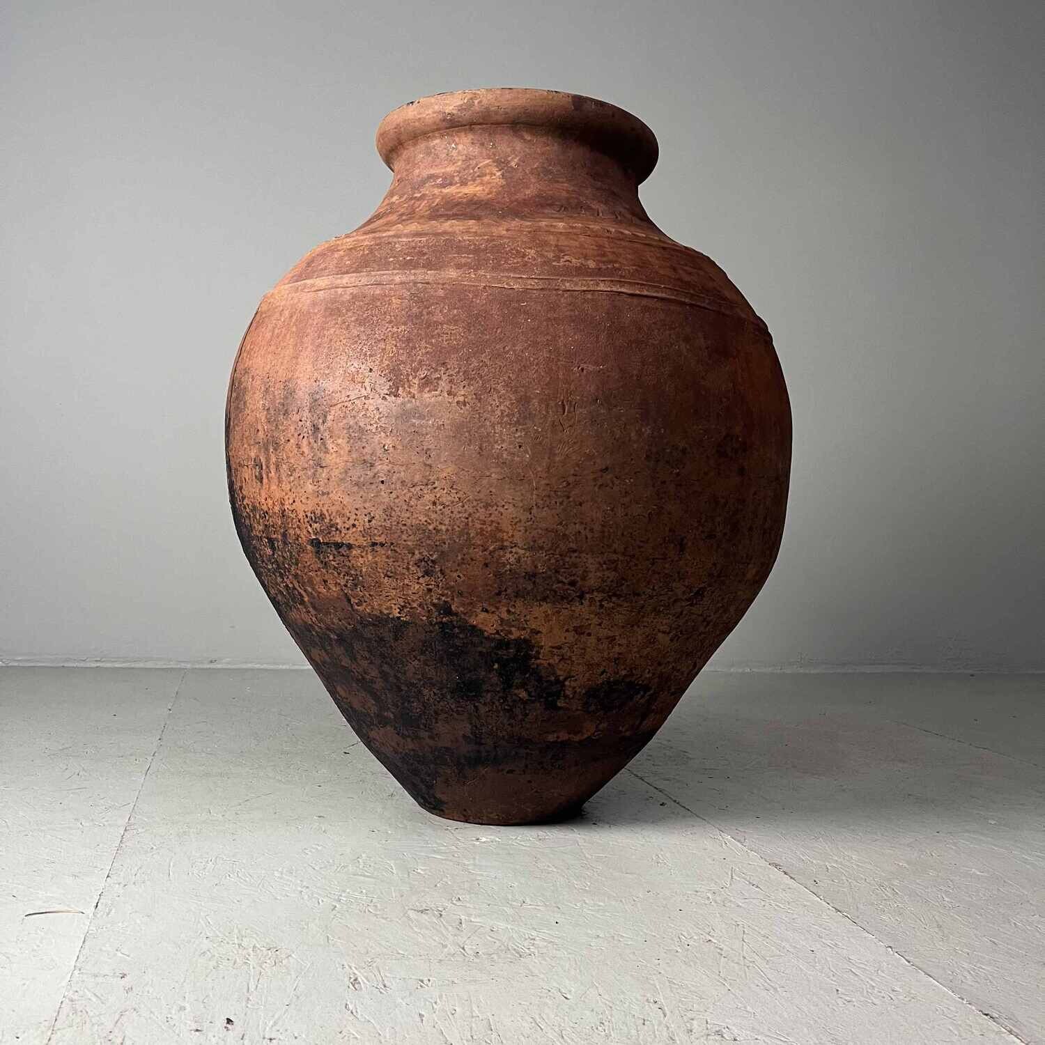 Oude Terracotta Olijfkruik Portugal