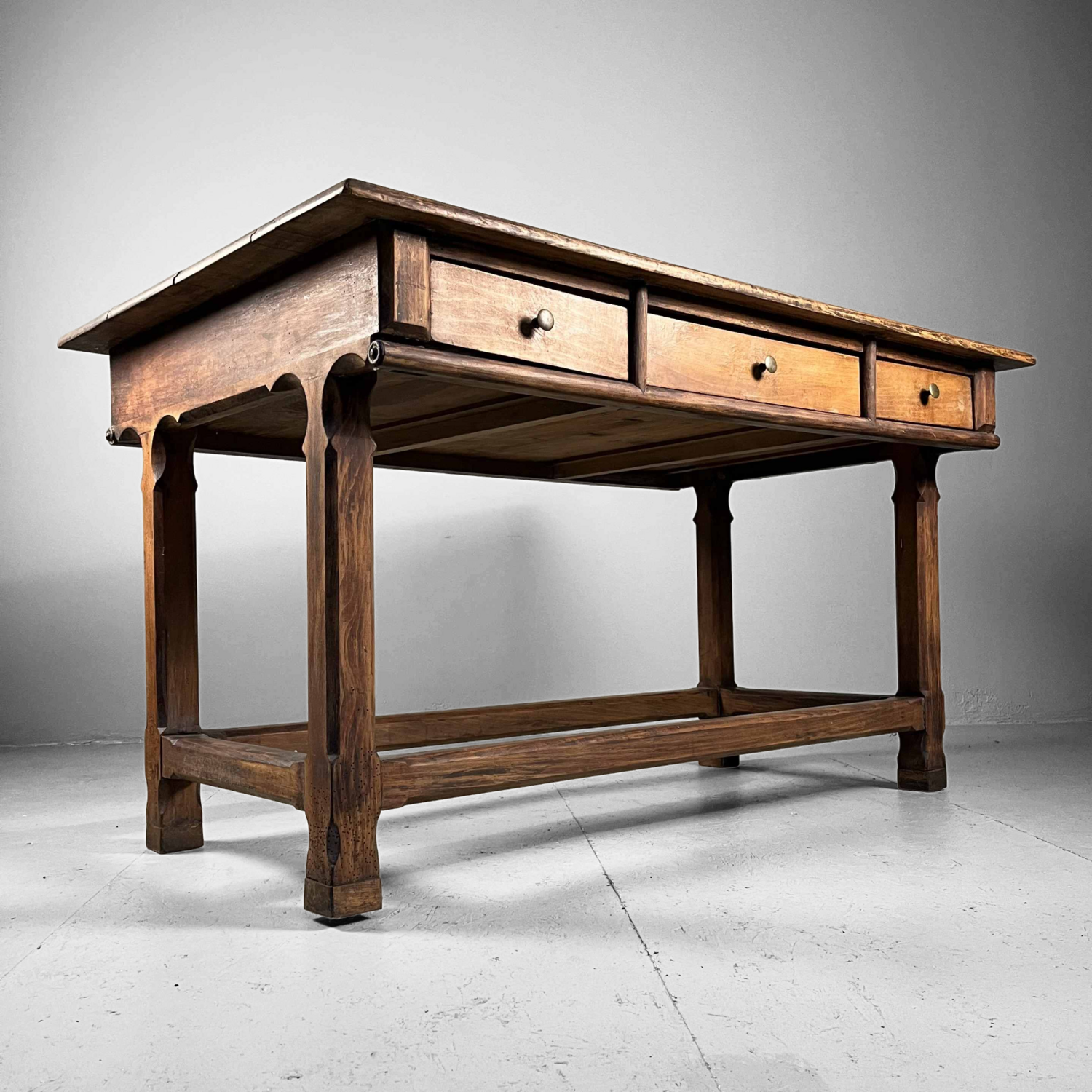 French oak table, 19th century