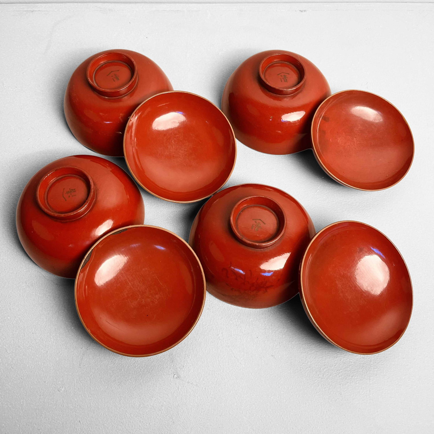 Urushi Maki-e Set van 4 Rijstkommen Japan (1912-1926)