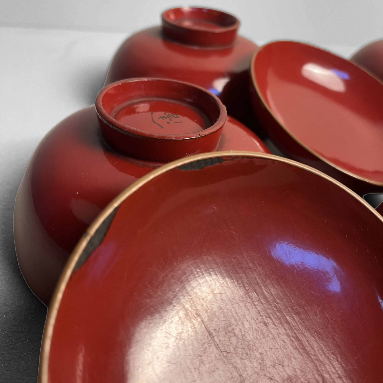 Urushi Maki-e Set van 4 Rijstkommen Japan (1912-1926)