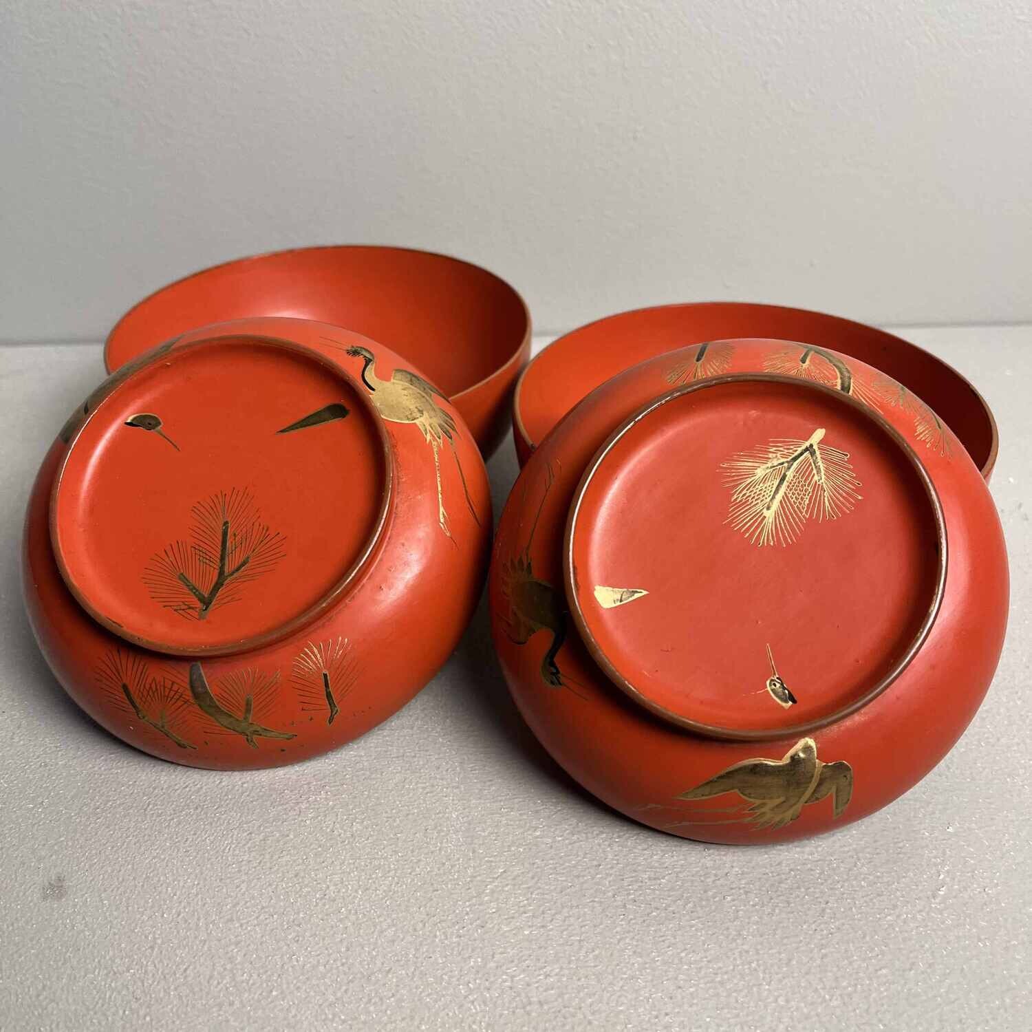 'Kraanvogel' Urushi Maki-e Set Rijstkommen Japan (1868-1912)