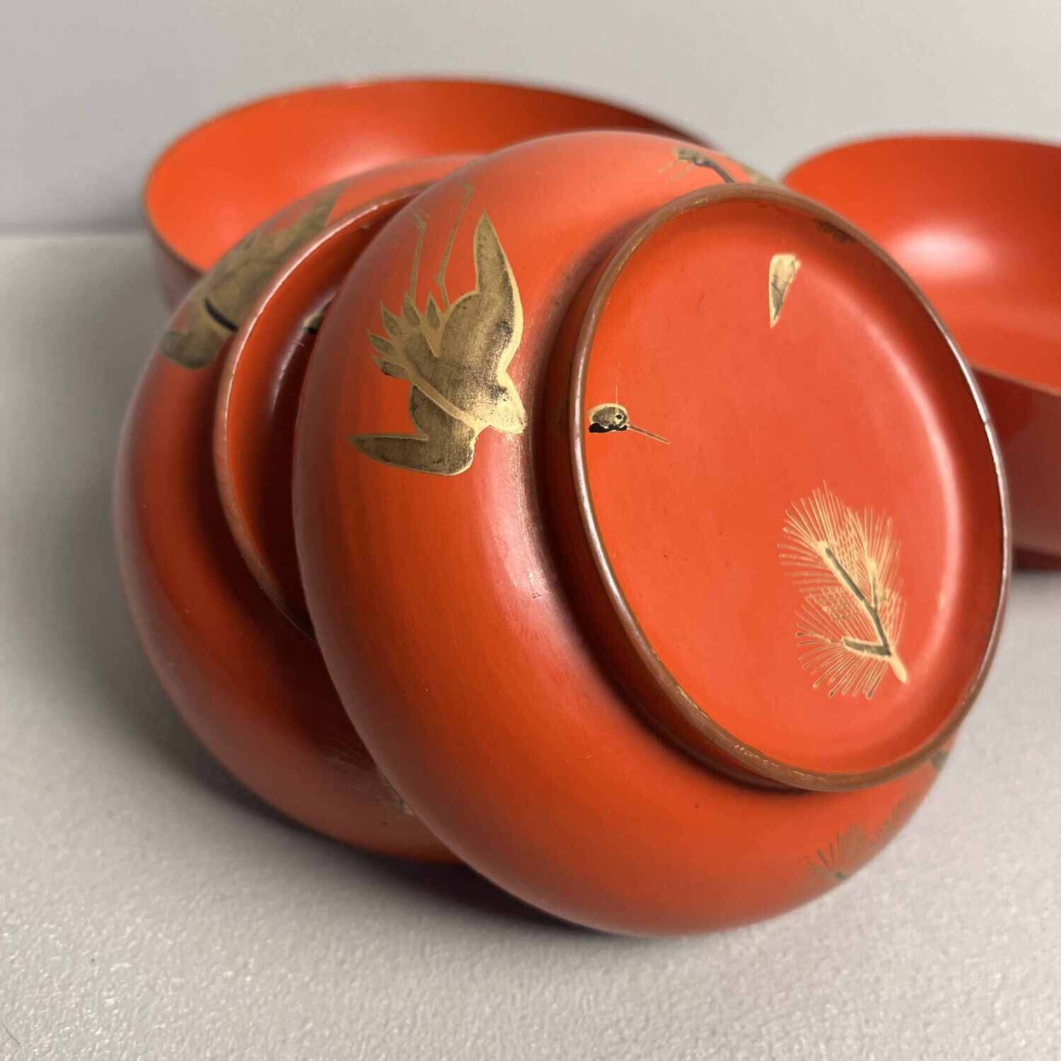'Kraanvogel' Urushi Maki-e Set Rijstkommen Japan (1868-1912)