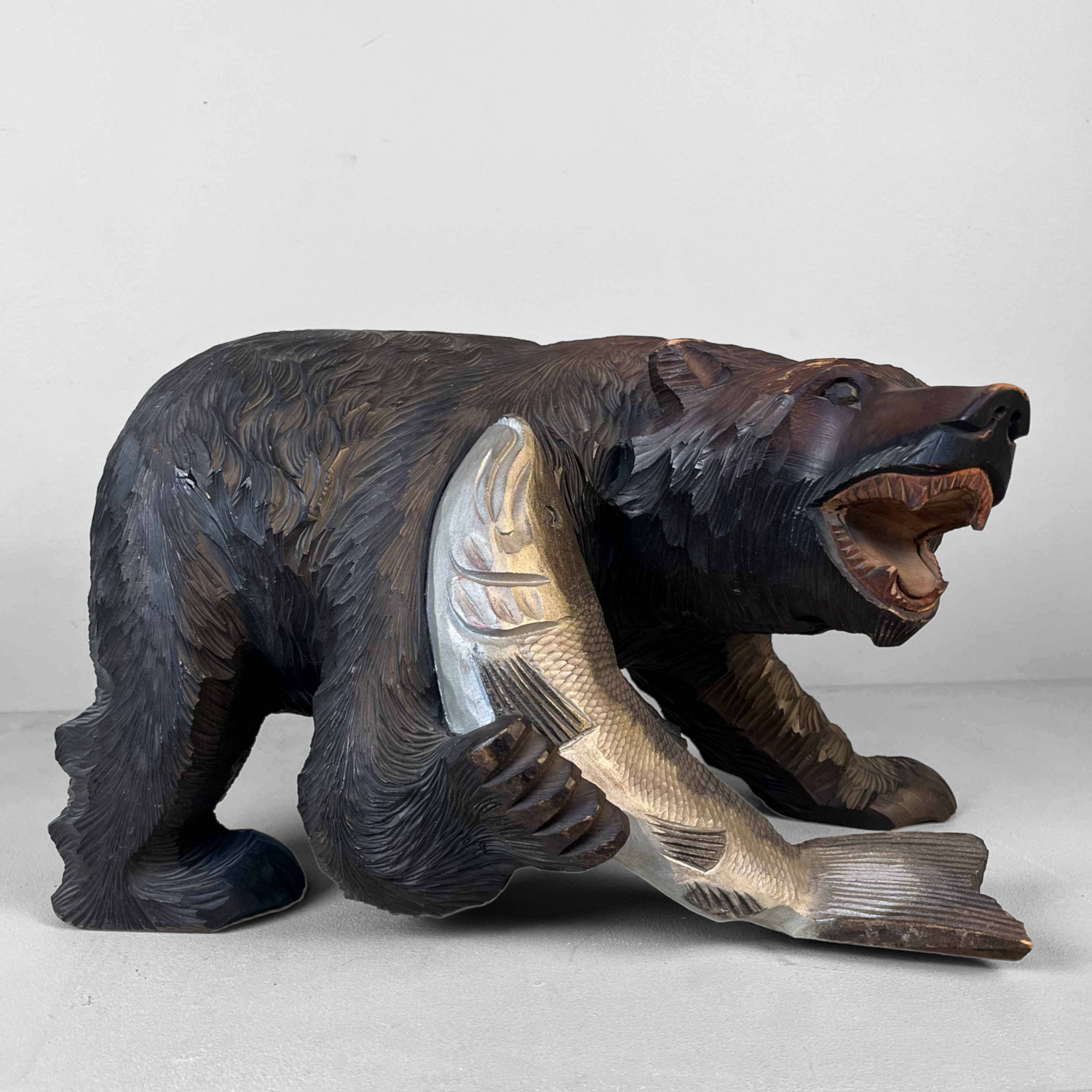 Houten Beer Hokkaido Kibori Kuma 木彫り熊 Japan
