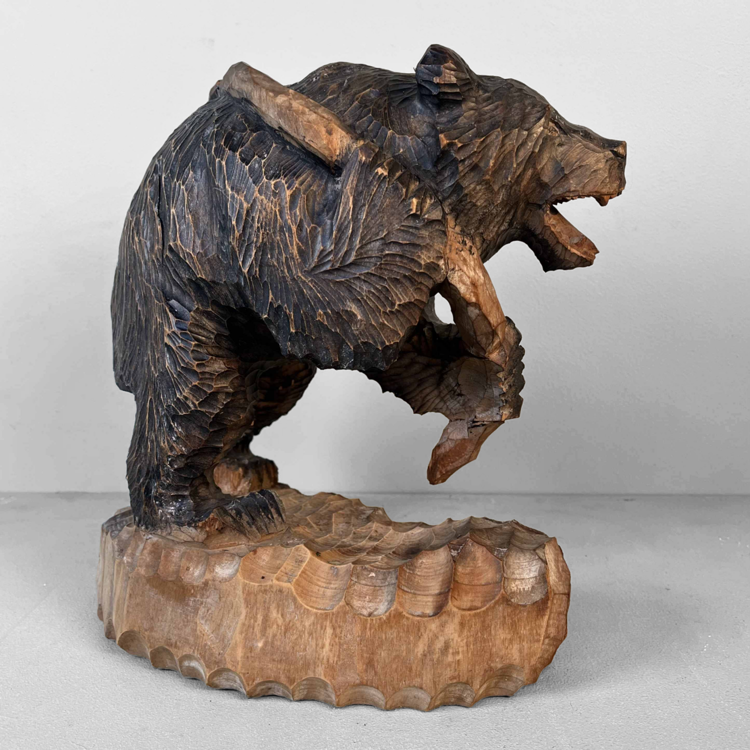 Wooden Bear Hokkaido Kibori Kuma 木彫り熊 Japan Wooden Bear Hokkaido Kibori Kuma 木彫り熊 Japan